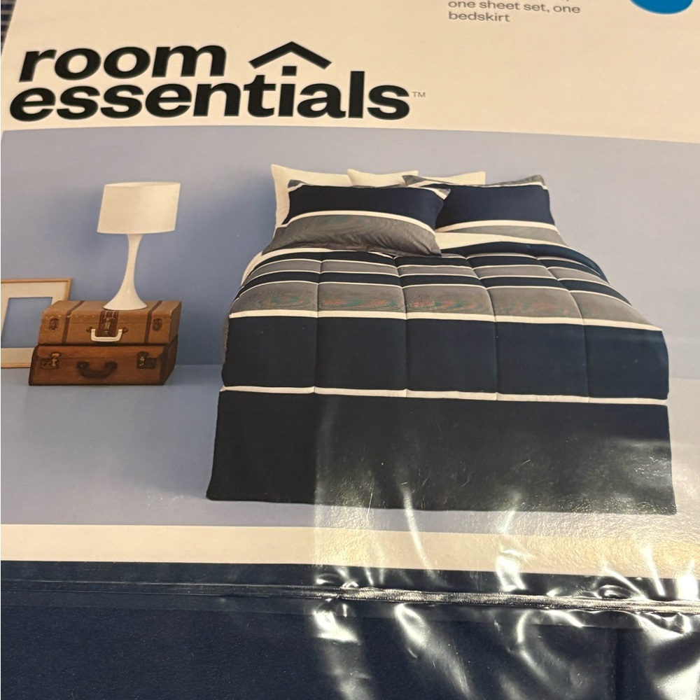 Room Essentials Navy Gray & White 8 Piece Striped Comforter Set (Queen)
